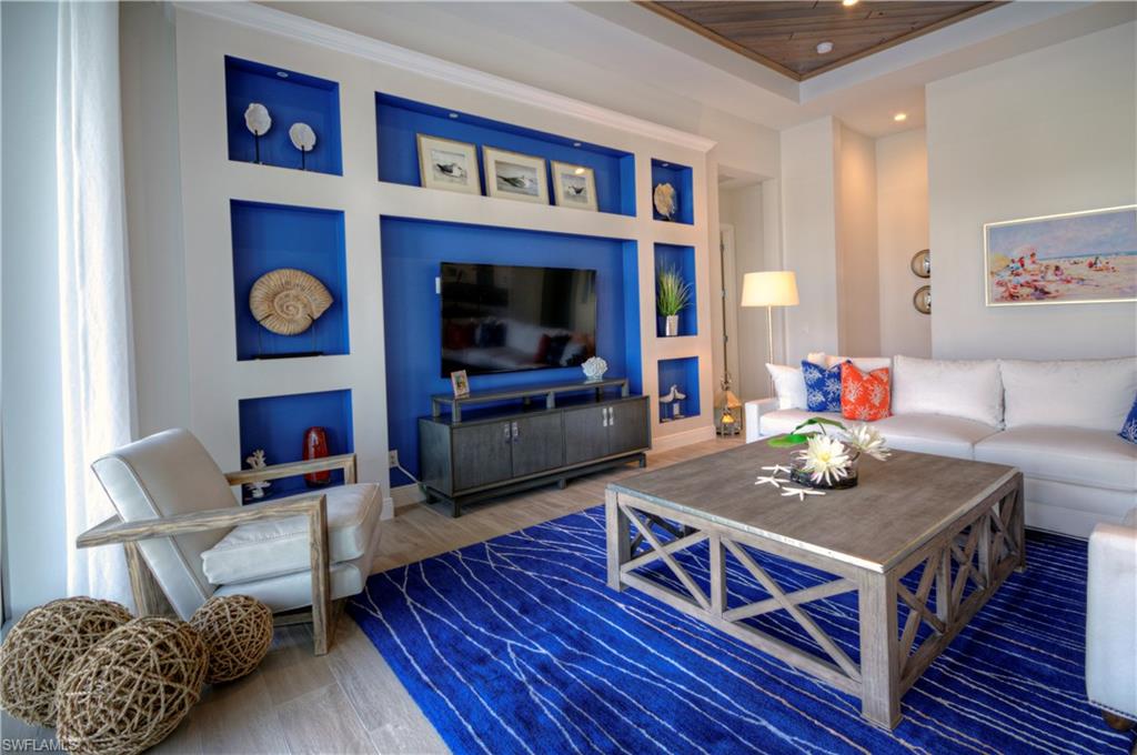 MARCO BEACH - Residential