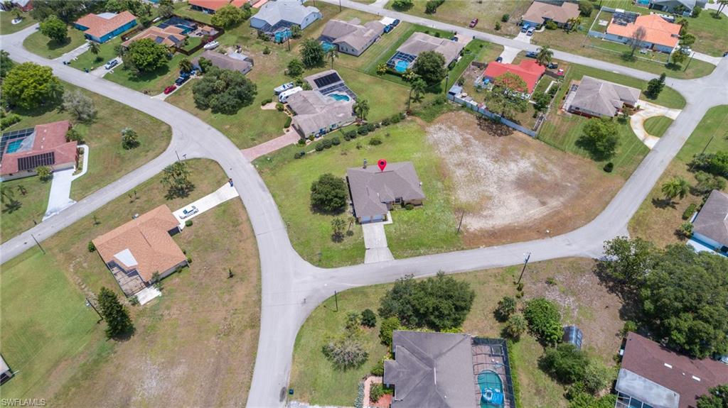 COUNTRY CLUB ESTATES - Residential