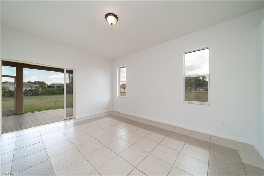 COUNTRY CLUB ESTATES - Residential