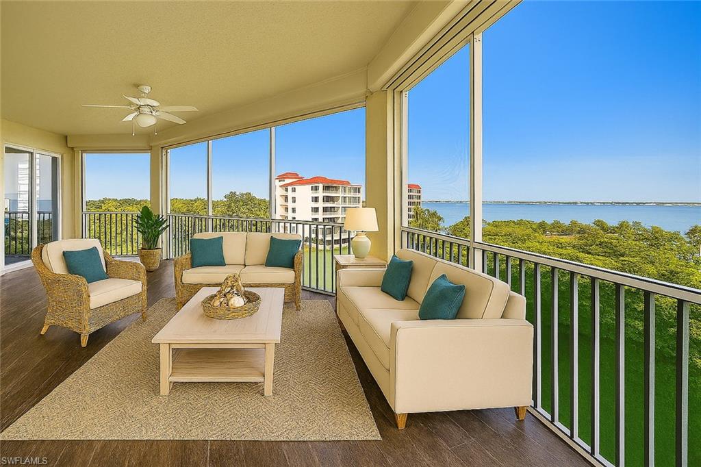 HARBOUR ISLE YACHT AND RACQUET CLUB CONDO - Residential