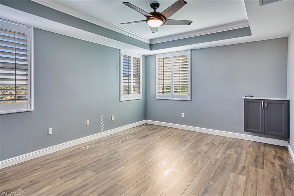 HARBOUR ISLE YACHT AND RACQUET CLUB CONDO - Residential