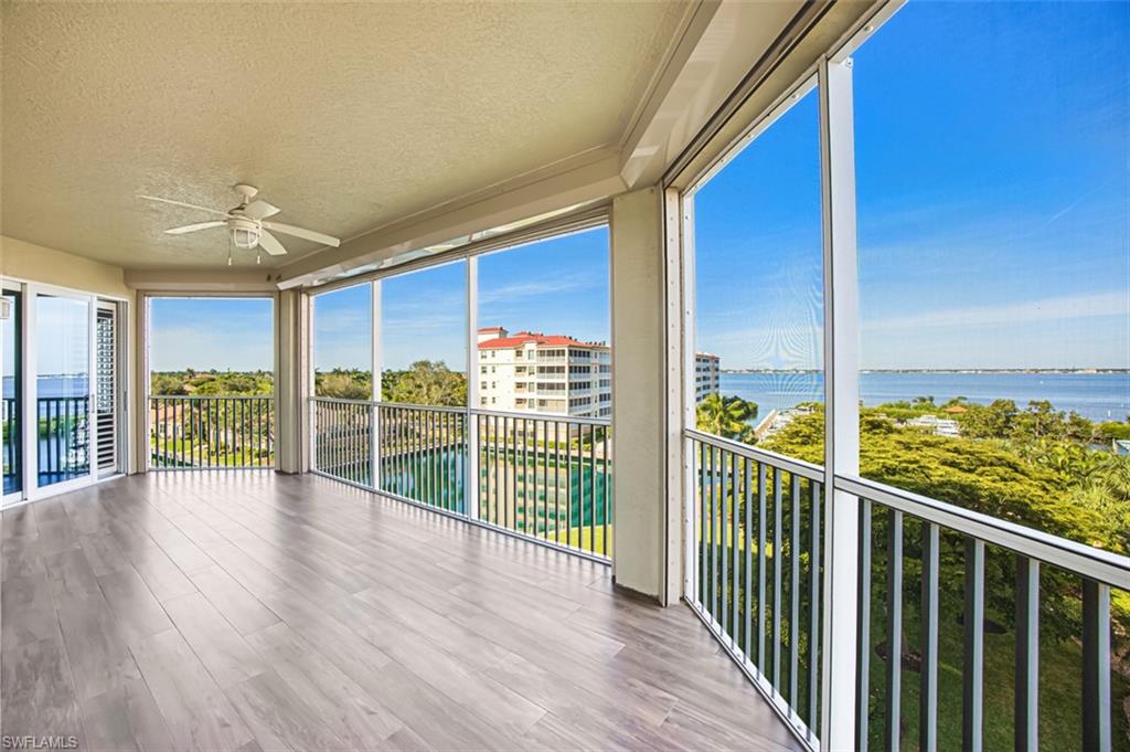 HARBOUR ISLE YACHT AND RACQUET CLUB CONDO - Residential