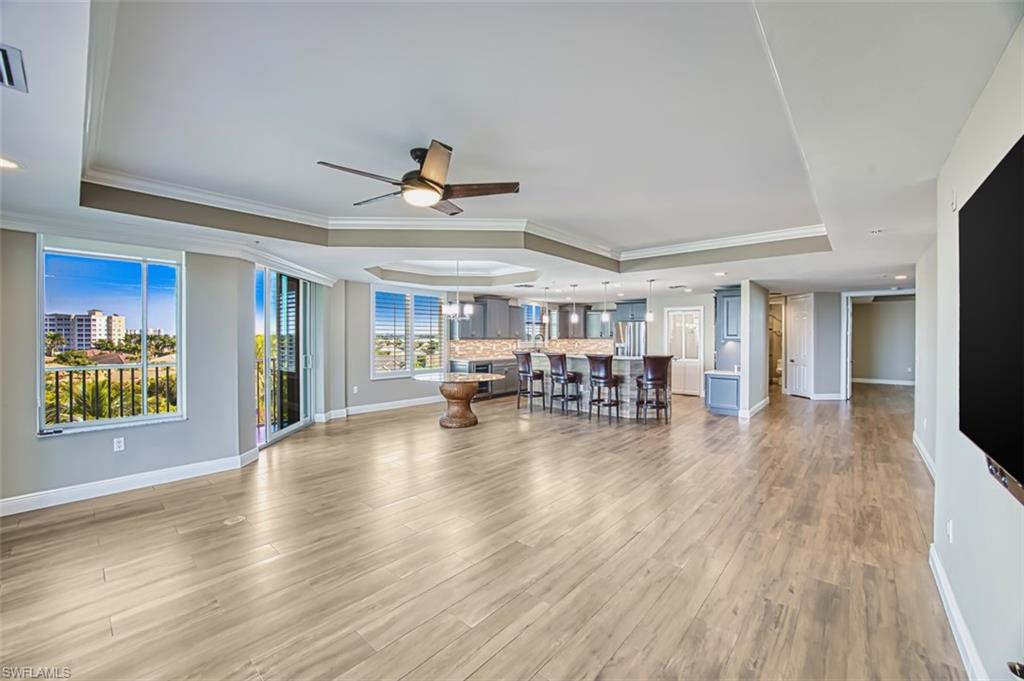HARBOUR ISLE YACHT AND RACQUET CLUB CONDO - Residential