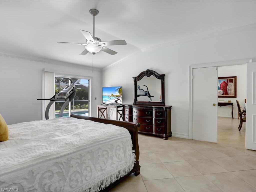 QUEENS PARK AT LAGO VERDE - Residential