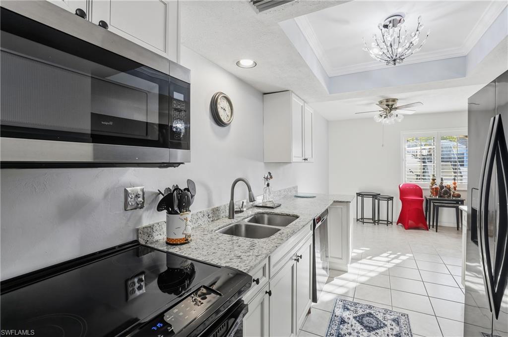 DANAH COURT CONDO - Residential