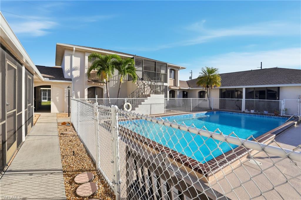 DANAH COURT CONDO - Residential