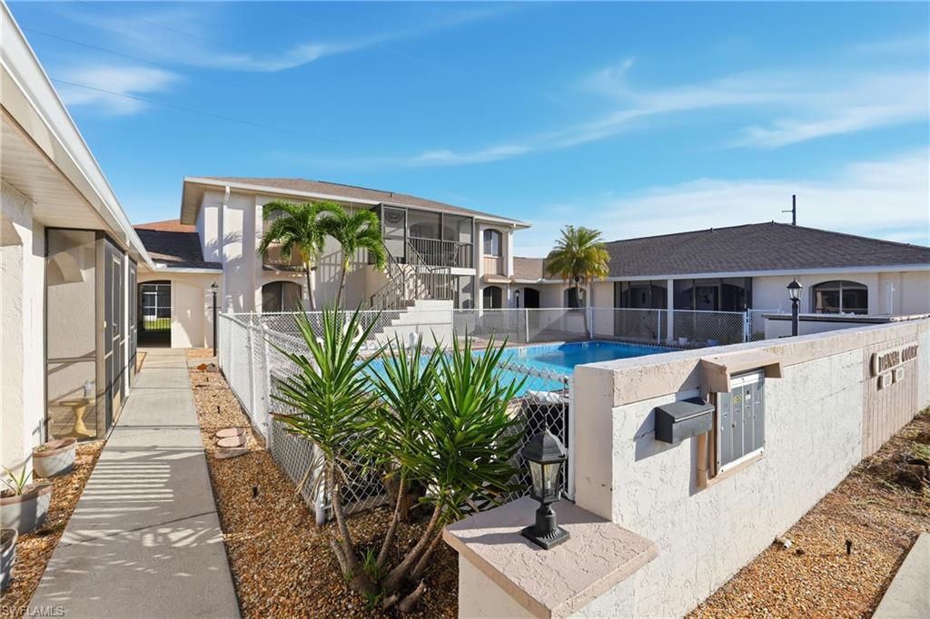 DANAH COURT CONDO - Residential