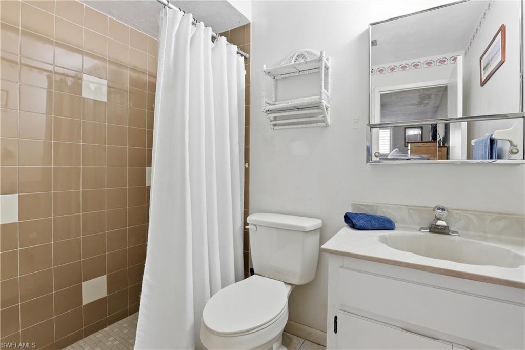 DANAH COURT CONDO - Residential