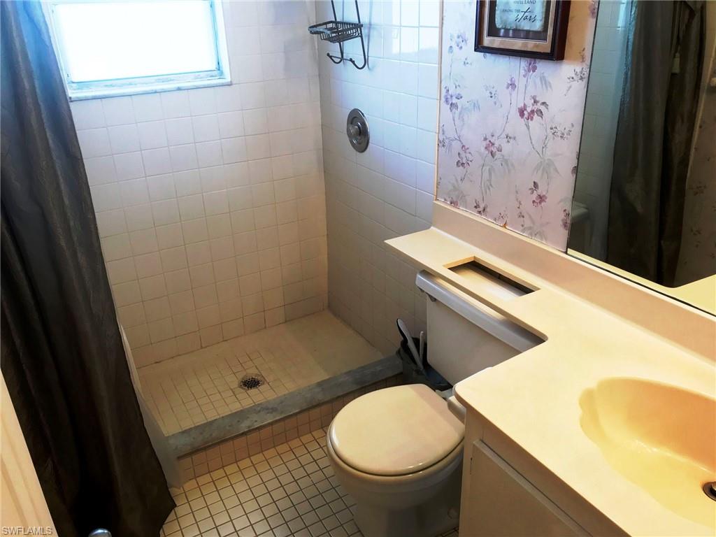 CALOOSA BAYVIEW - Residential