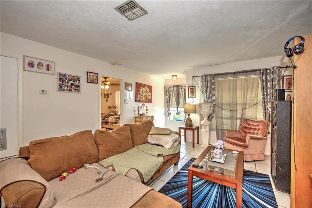 LEELAND VILLAS - Residential