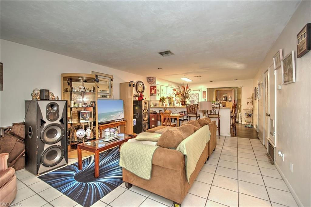 LEELAND VILLAS - Residential