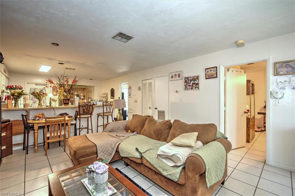 LEELAND VILLAS - Residential