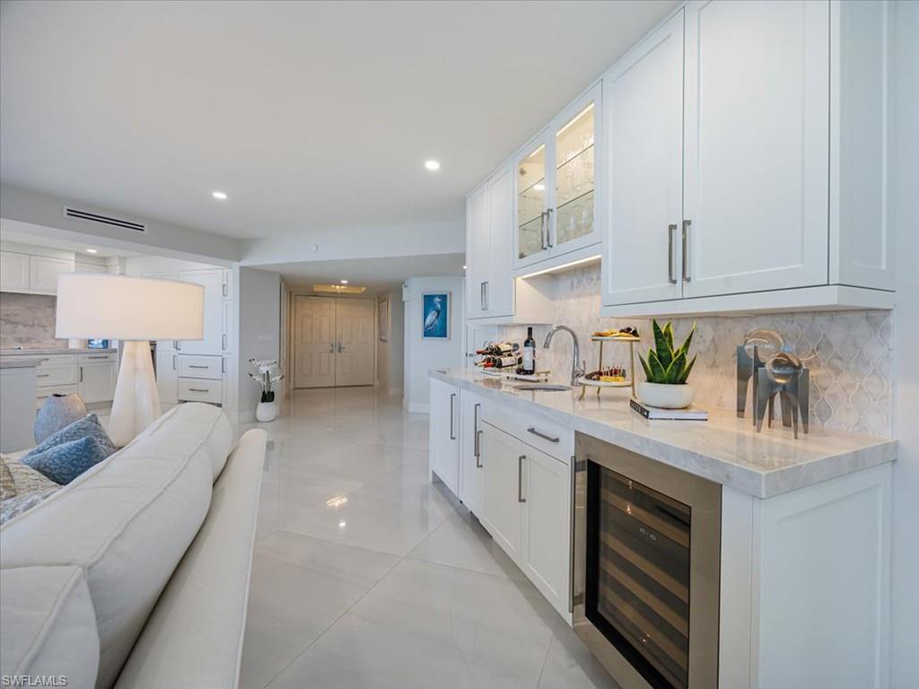 CONTESSA AT BAY COLONY - Residential