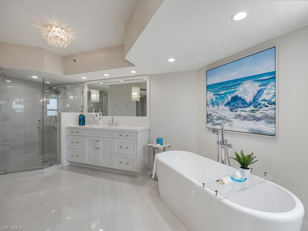 CONTESSA AT BAY COLONY - Residential