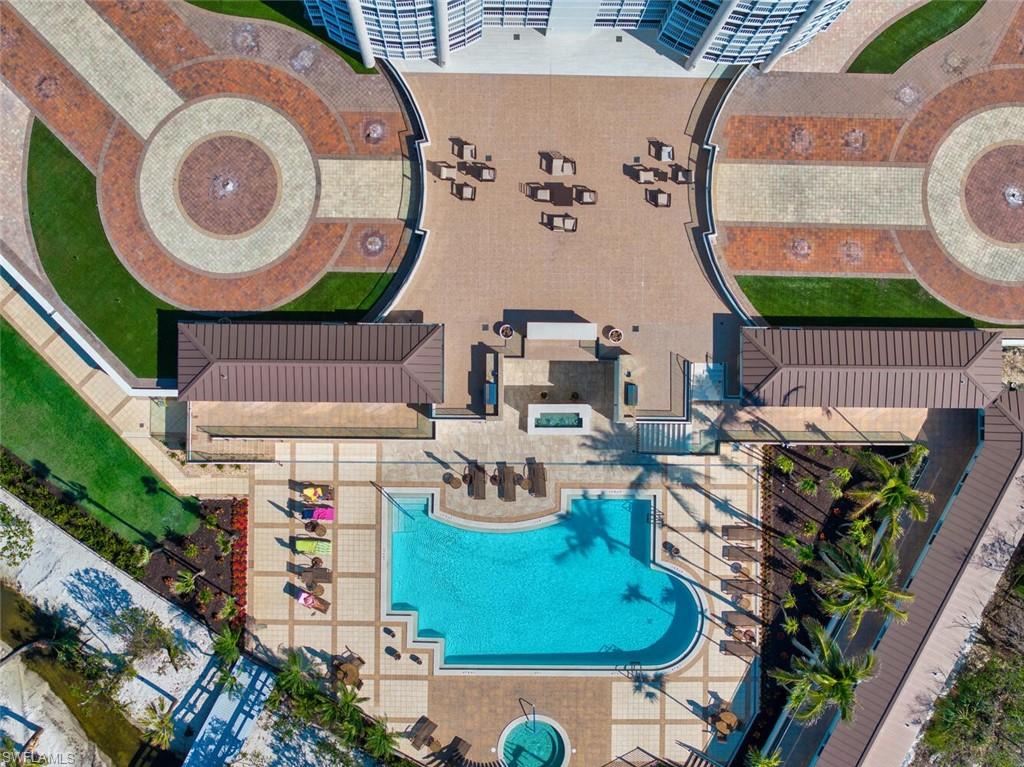 CONTESSA AT BAY COLONY - Residential