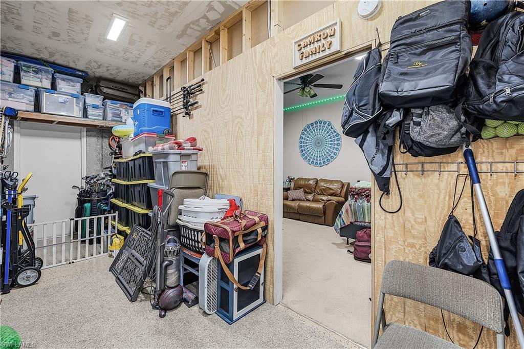 DEEP LAGOON ESTATES - Residential