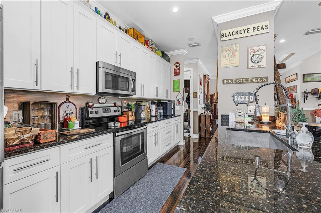 DEEP LAGOON ESTATES - Residential