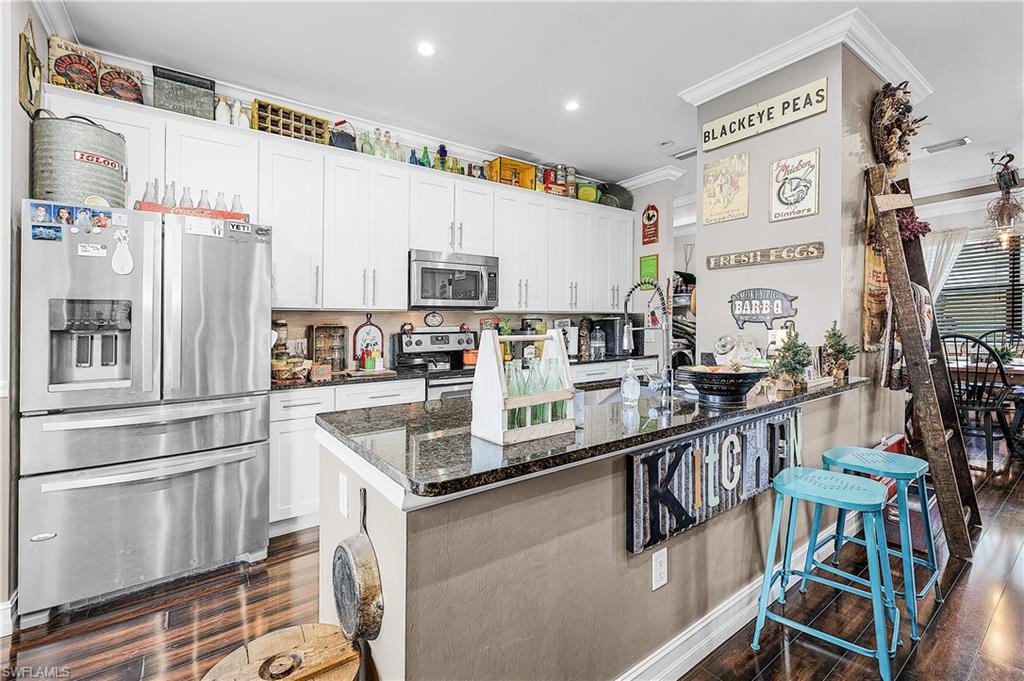 DEEP LAGOON ESTATES - Residential