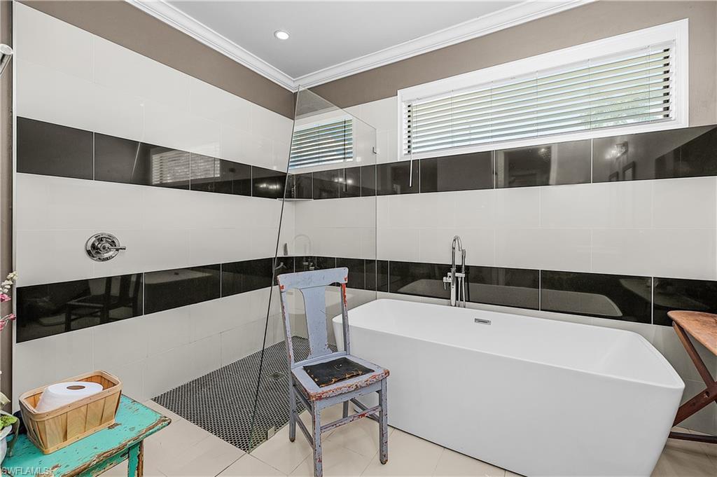 DEEP LAGOON ESTATES - Residential