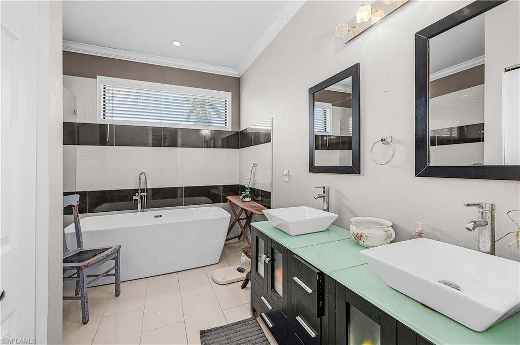 DEEP LAGOON ESTATES - Residential