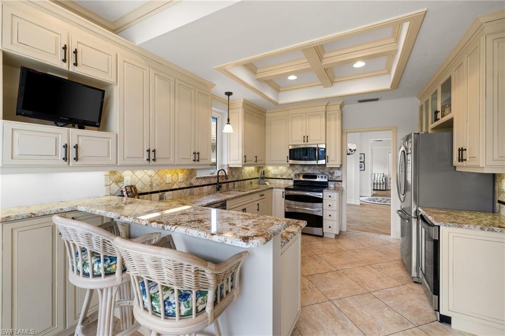 LEEWARD CAY - Residential