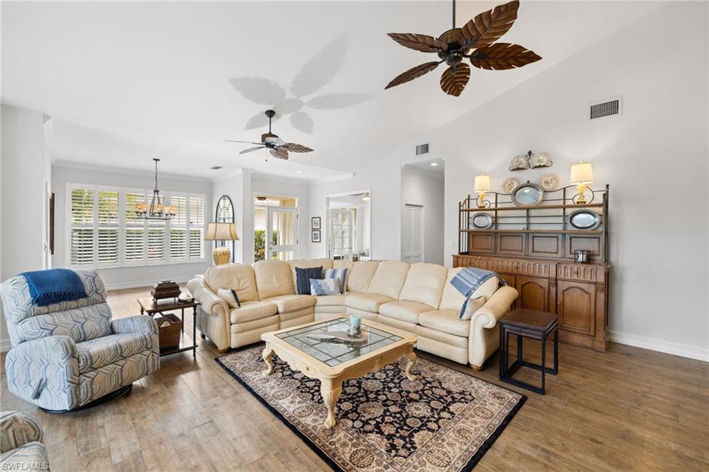 LEEWARD CAY - Residential