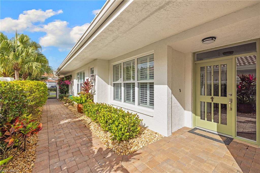 LEEWARD CAY - Residential