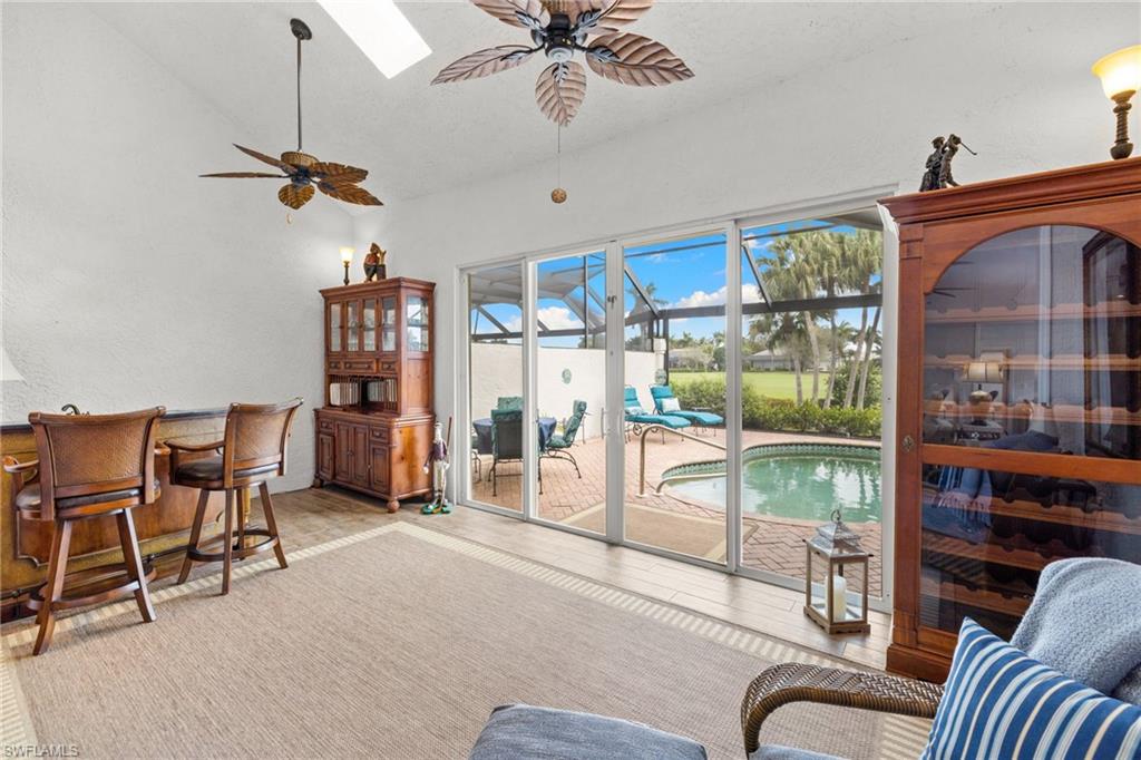 LEEWARD CAY - Residential