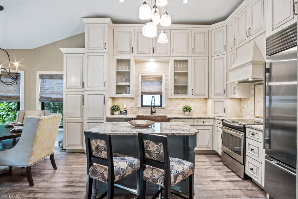 MONTEREY - Residential