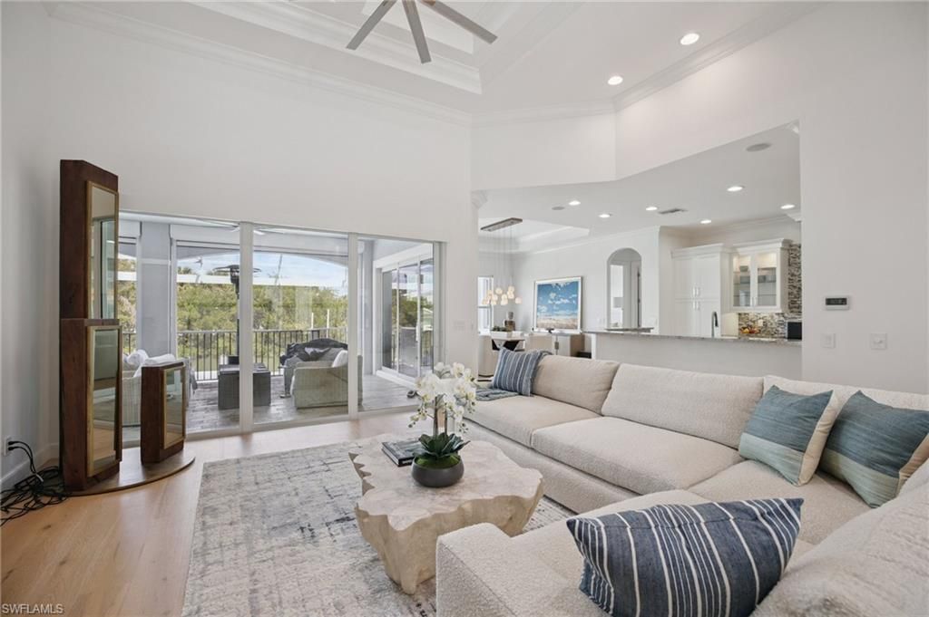 Photo of 451 Oak AVE, NAPLES, FL 34108 (MLS # 226009611)