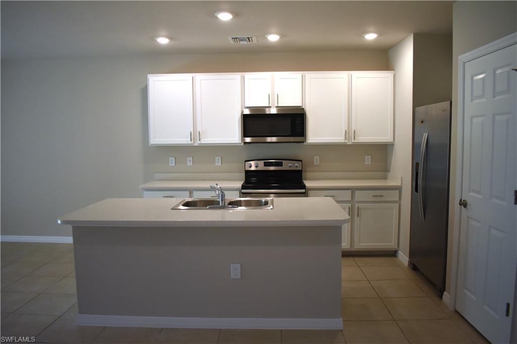 MEADOWOOD - Residential Lease