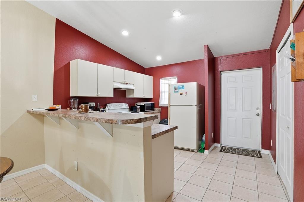LEHIGH ACRES - Residential Income