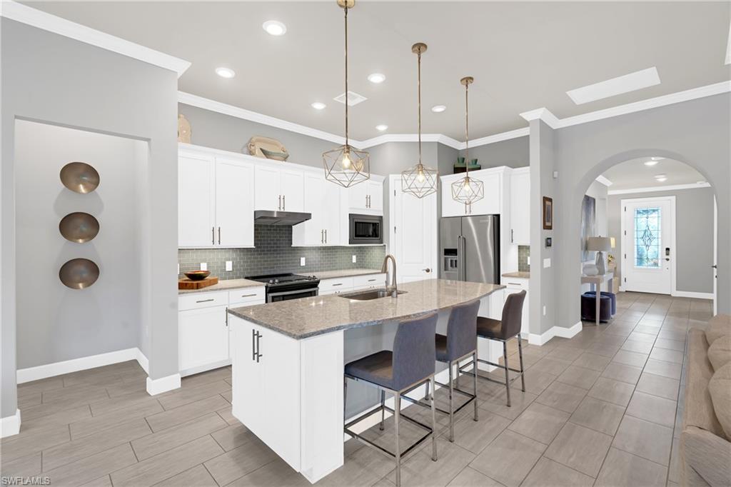 CORKSCREW SHORES - Residential