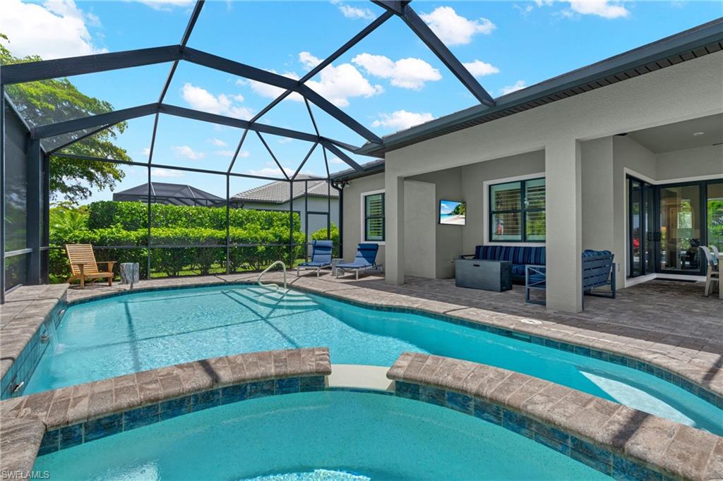 CORKSCREW SHORES - Residential