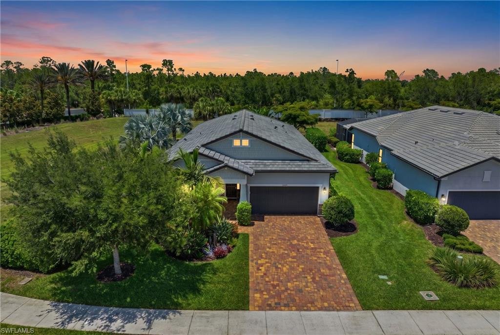 CORKSCREW SHORES - Residential