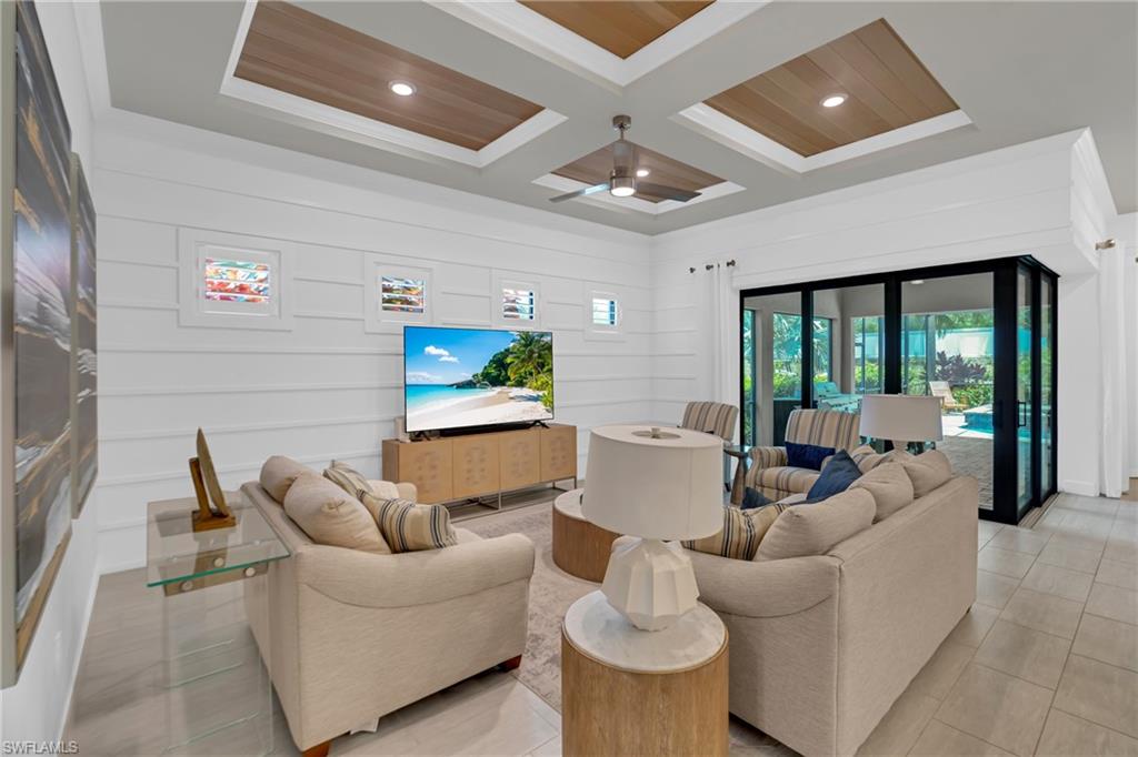 CORKSCREW SHORES - Residential
