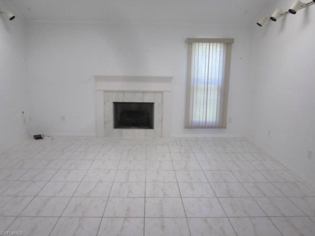 CYPRESS LAKE COUNTRY CLUB - Residential