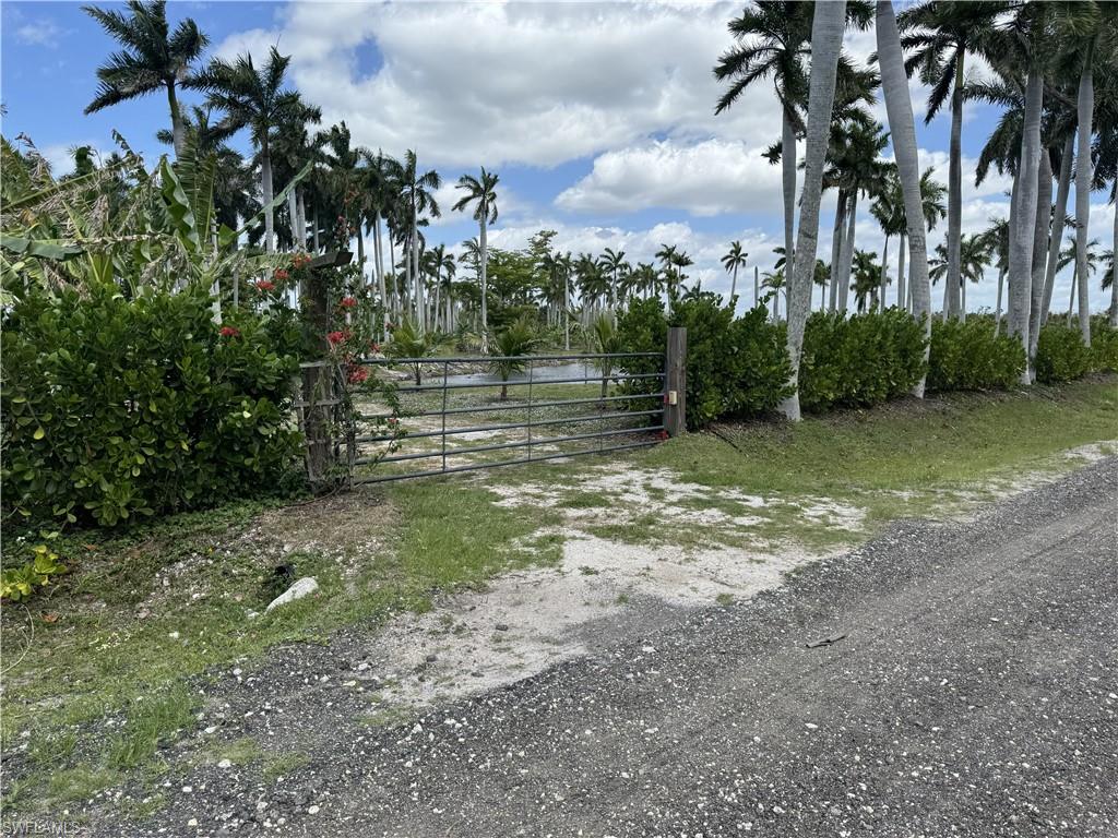 PINE ISLAND CORAL RIDGE ESTS UNRECORDED SUBDIV - Land