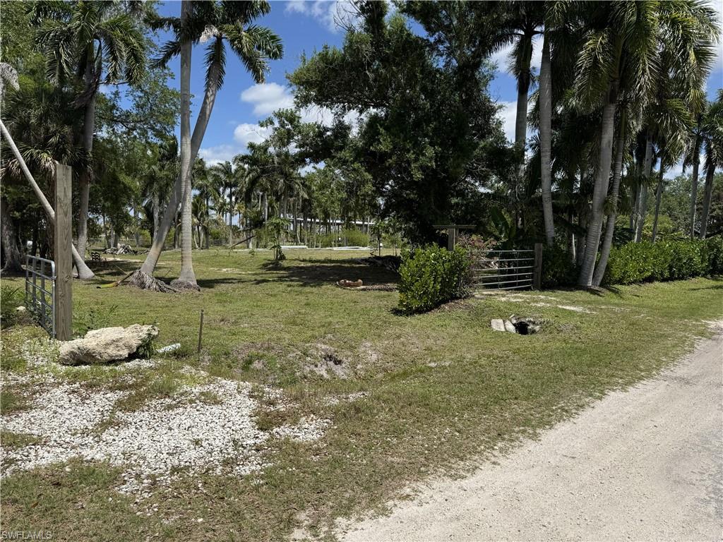 PINE ISLAND CORAL RIDGE ESTS UNRECORDED SUBDIV - Land