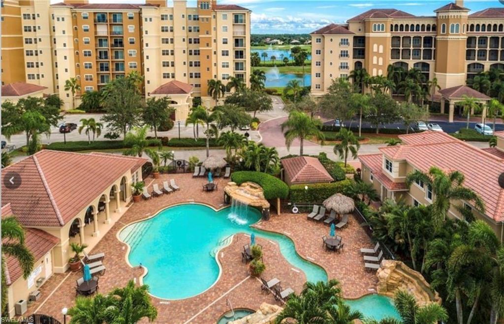 VISTA POINTE - Residential