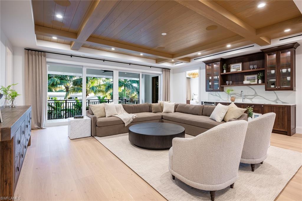 OLDE NAPLES - Residential