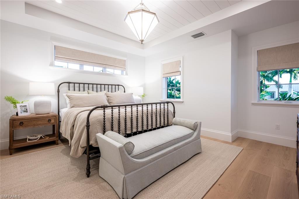 OLDE NAPLES - Residential