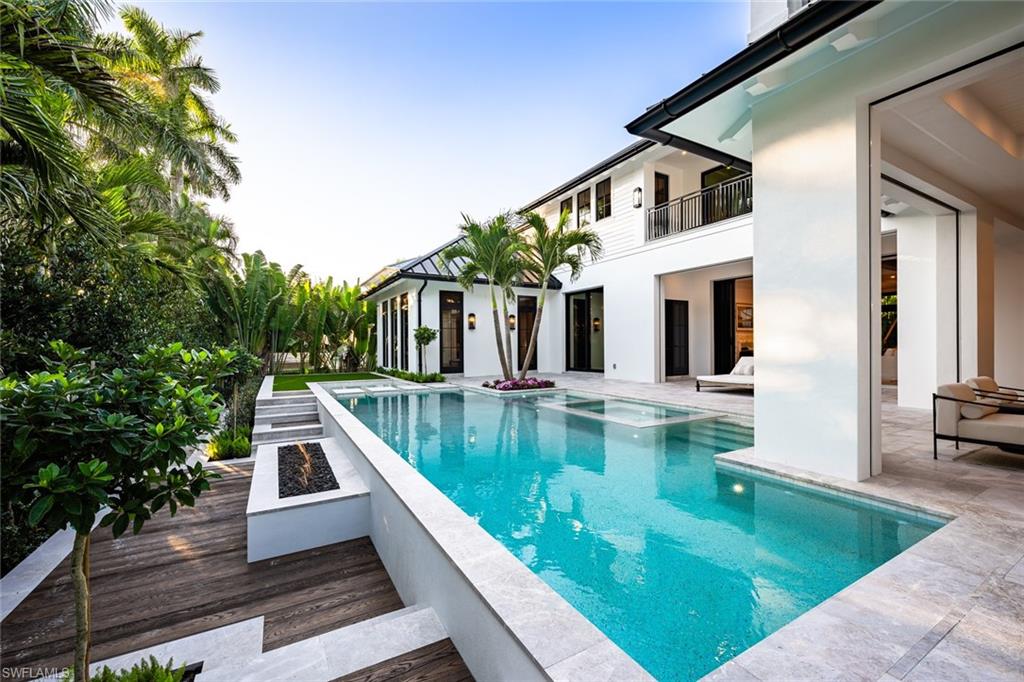 OLDE NAPLES - Residential