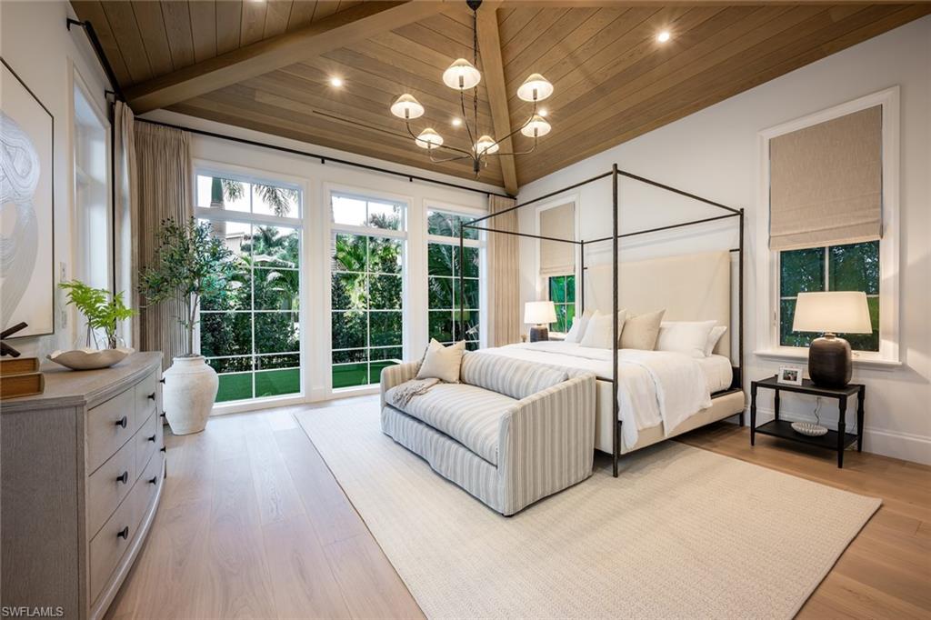 OLDE NAPLES - Residential