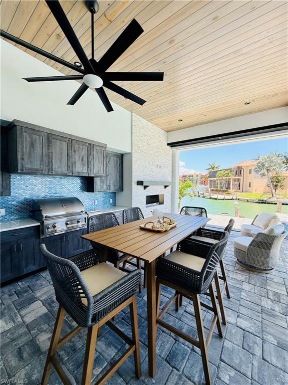 MARCO BEACH - Residential