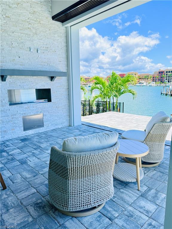 MARCO BEACH - Residential