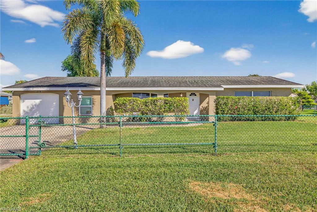 LEHIGH ACRES - Residential