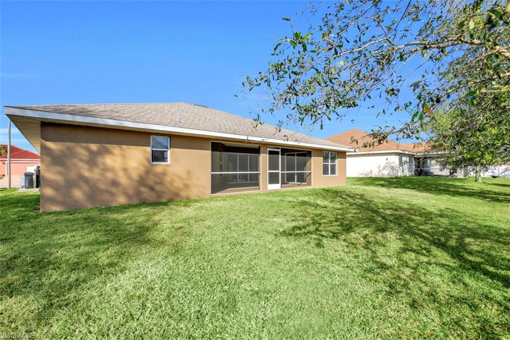 CAPE CORAL - Residential