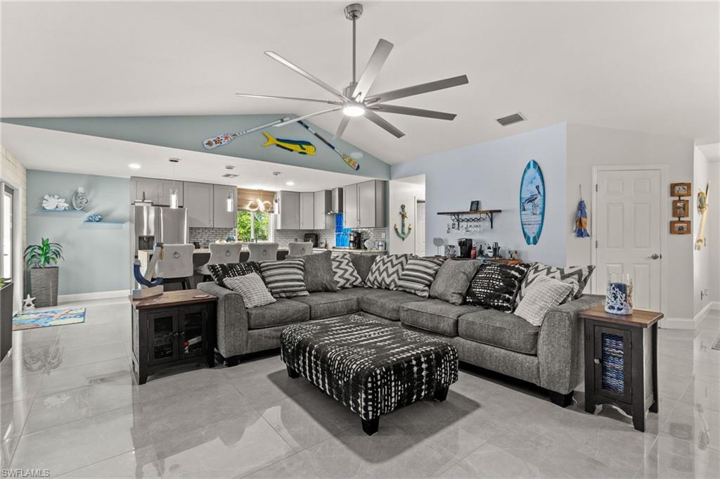 GULF COVE - Residential