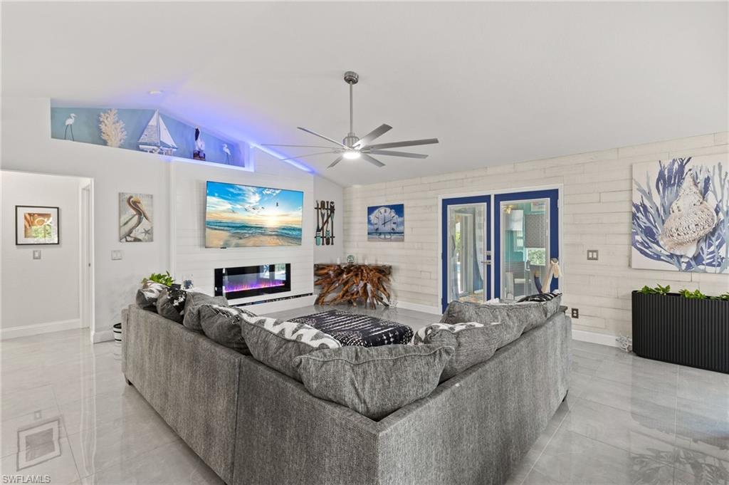 GULF COVE - Residential